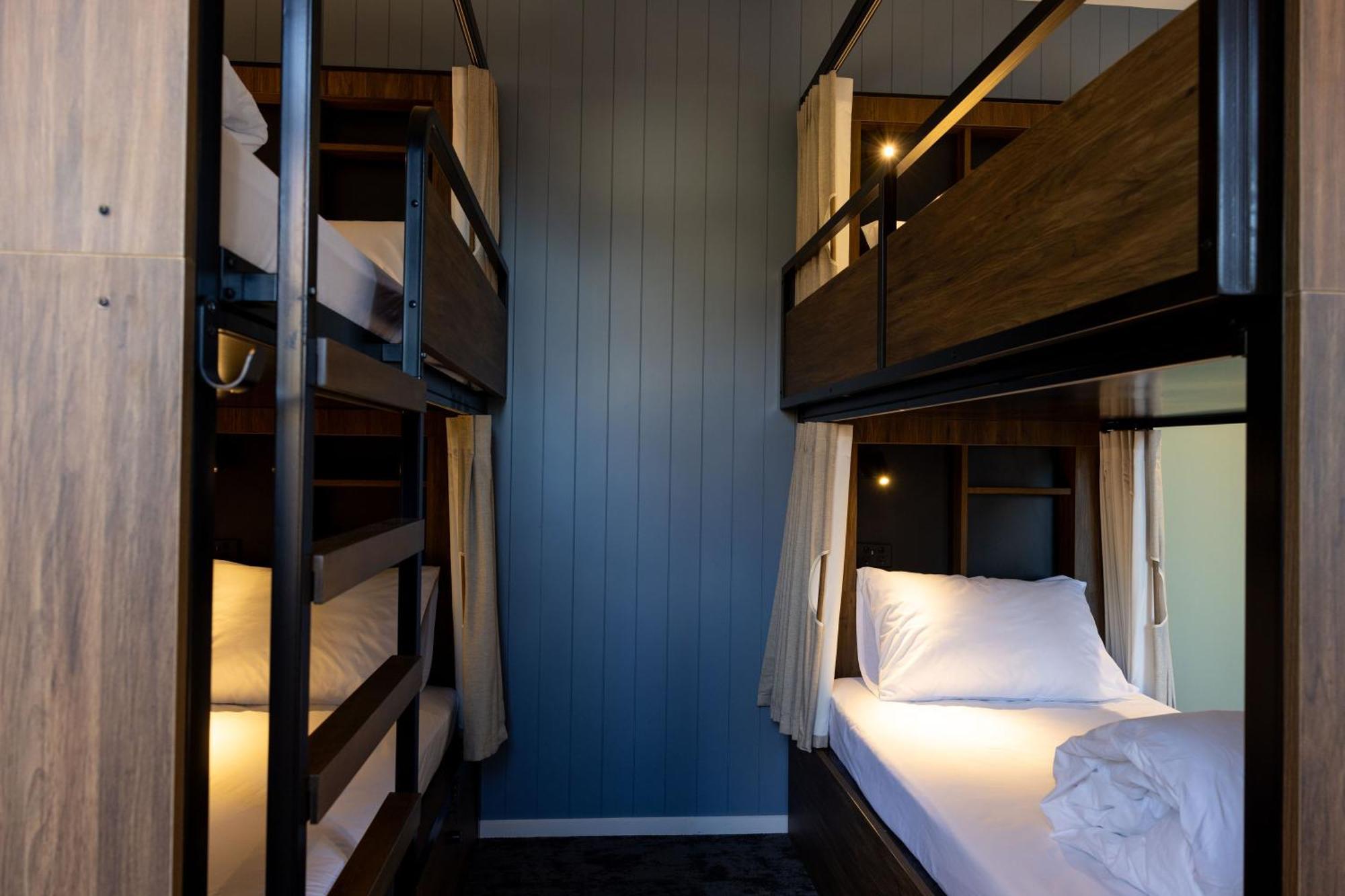 Haka House Wanaka Hostel Eksteriør bilde
