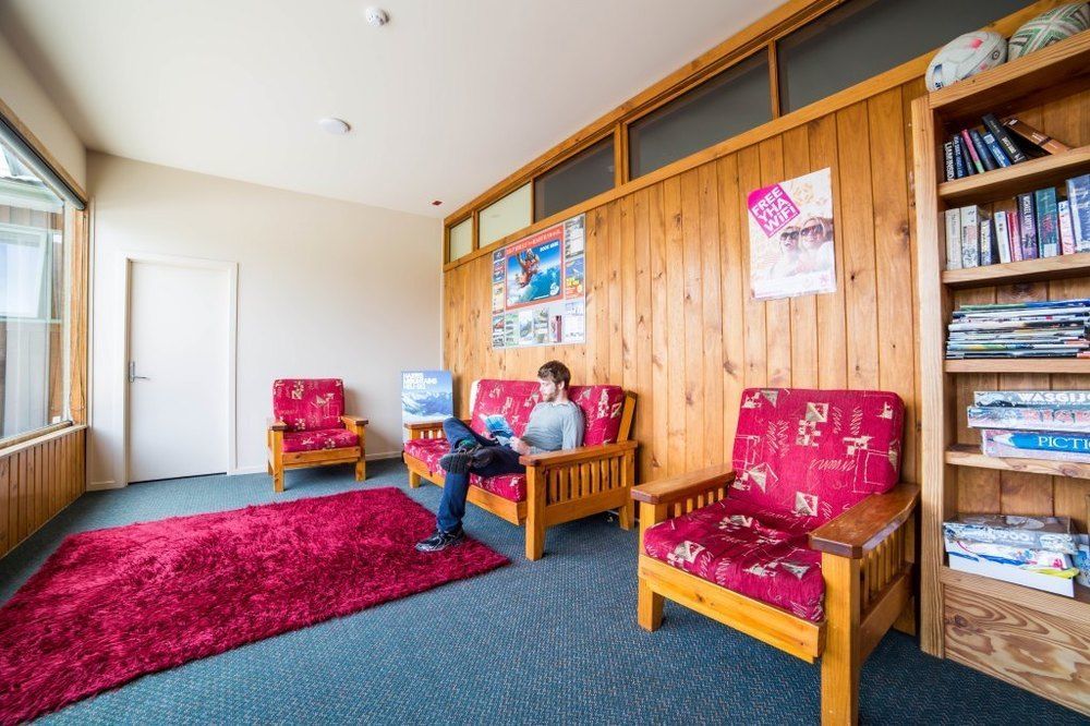 Haka House Wanaka Hostel Eksteriør bilde
