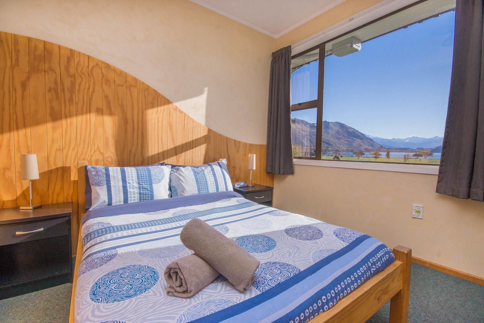 Haka House Wanaka Hostel Eksteriør bilde