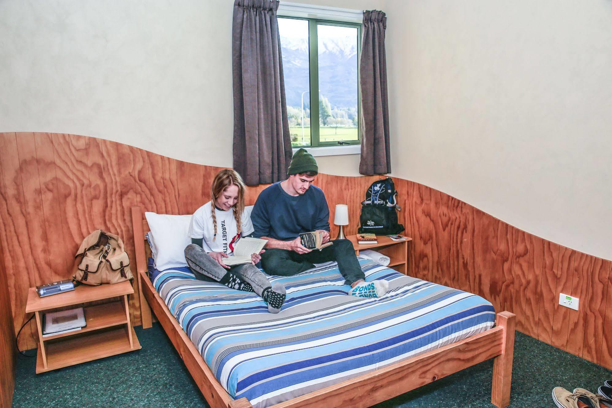 Haka House Wanaka Hostel Eksteriør bilde